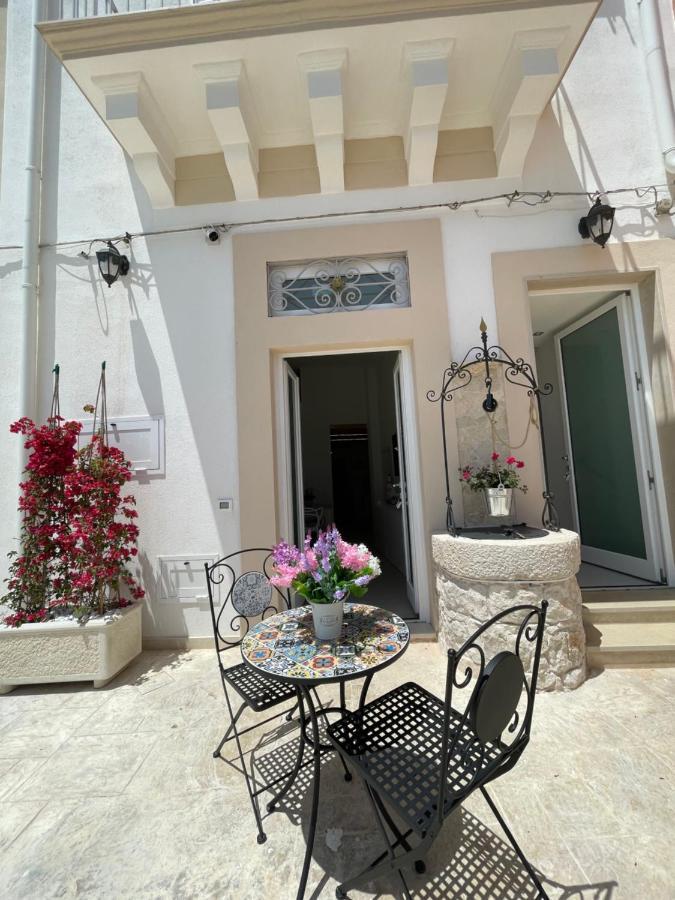 L'Antico Pozzo Apartment Pozzallo Bagian luar foto